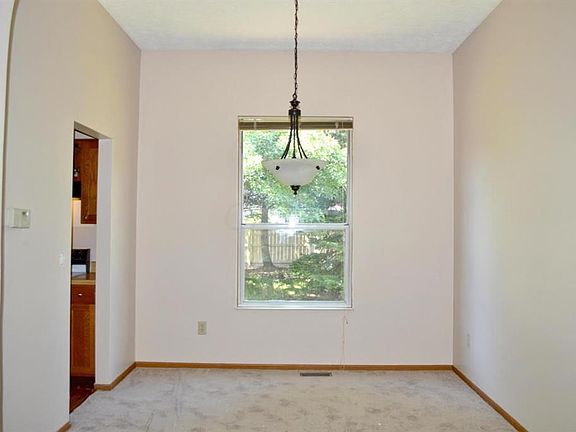 5th image of 3211 Oakland Hills Dr