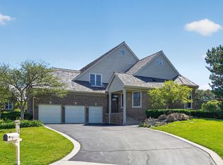 21896 W Vernon Ridge Dr, Mundelein, IL 60060