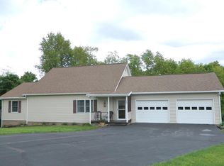 705 Overlook Cir, Saltville, VA 24370