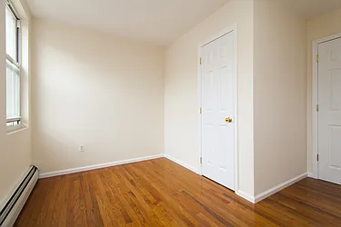 Rented by SubHut Realty USA, Inc.