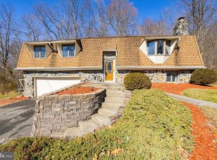 709 Ridge Valley Rd, Sellersville, PA 18960