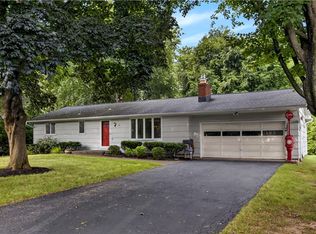 195 Noridge Dr, Rochester, NY 14622