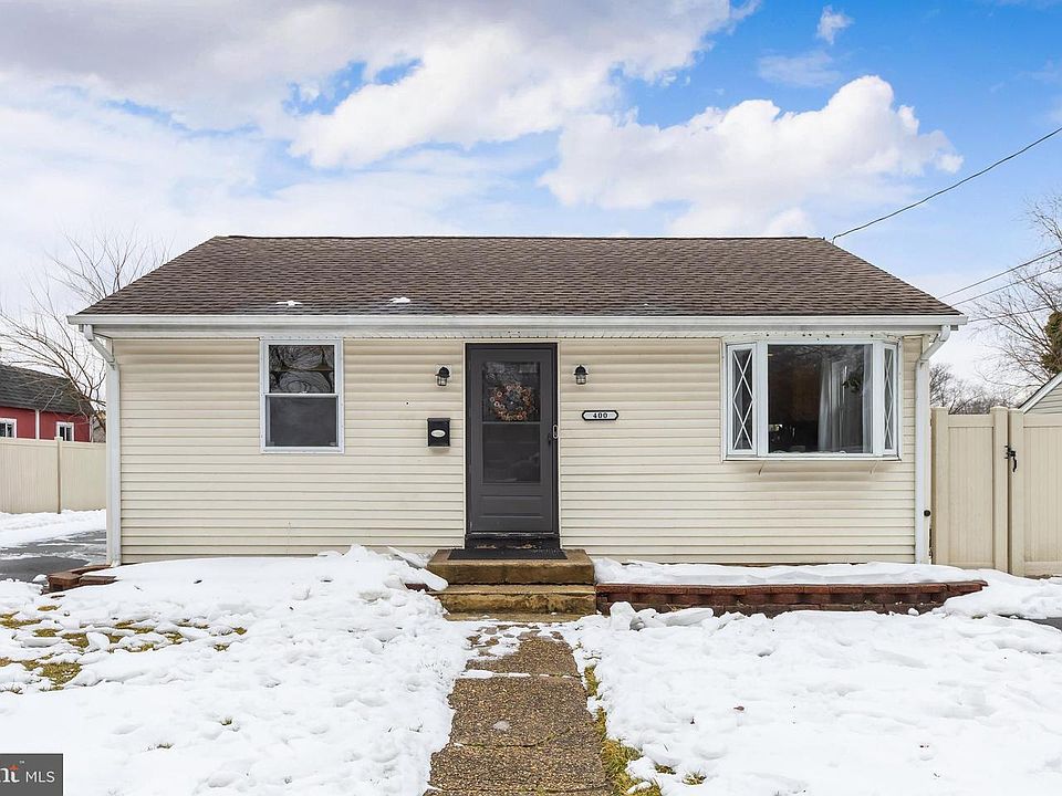 1st image of 400 N Forklanding Rd