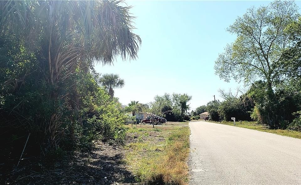 2nd image of 18295 Kerrville Cir