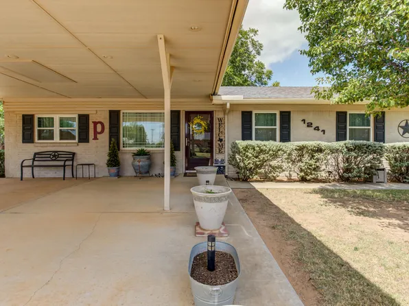 1241 W 13th St, Littlefield, TX 79339