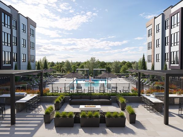 11-21 Upper Pond Rd #309A