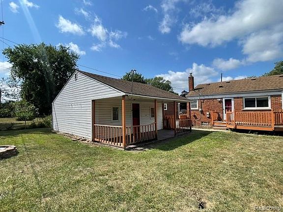 20th image of 29451 Steinhauer St