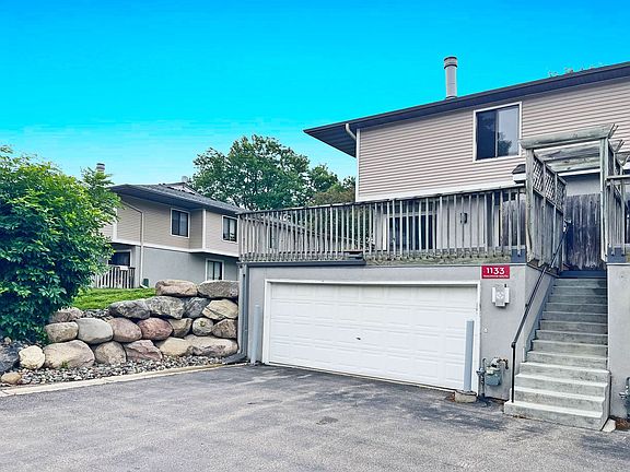 2nd image of 1133 Trailwood S