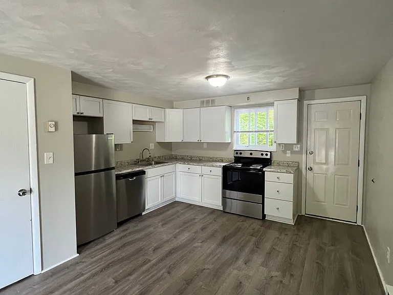 Family Tree townhomes — Photo 2