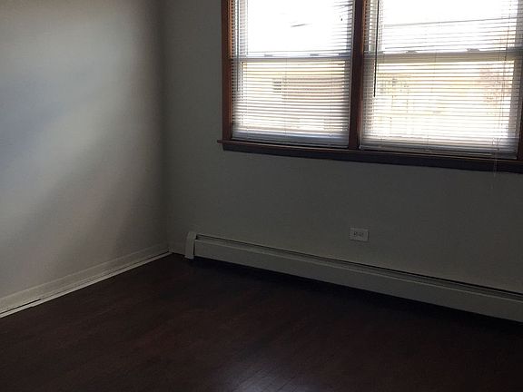 3rd image of 4438 S Prescott Ave #C2