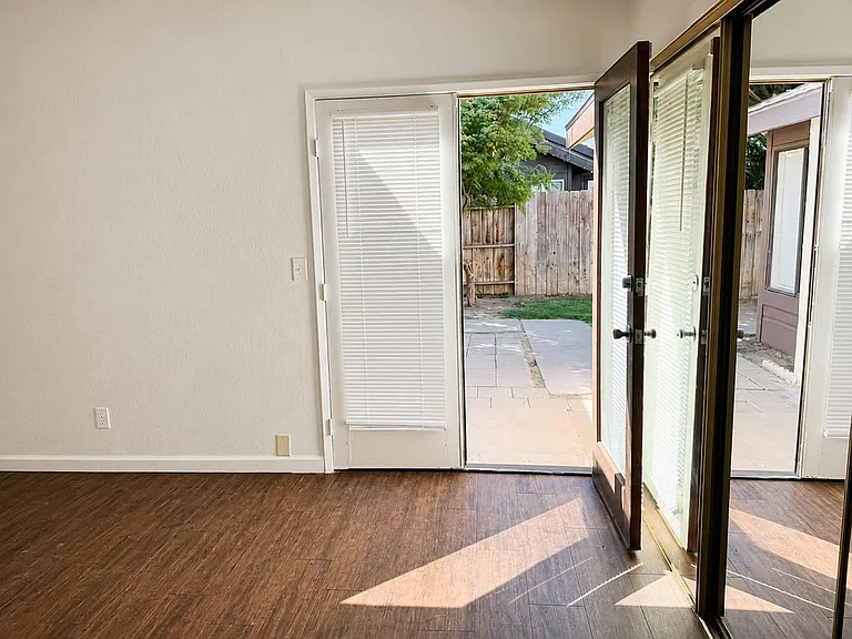 1808 E Four Creeks Ct — Photo 13
