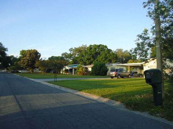 5th image of 1309 Sunset Ave