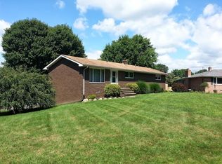 12683 Islandview Ave NW, Uniontown, OH 44685