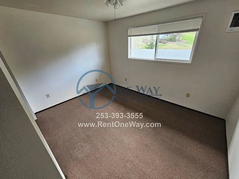 18601 4th St E #15 — Photo 10