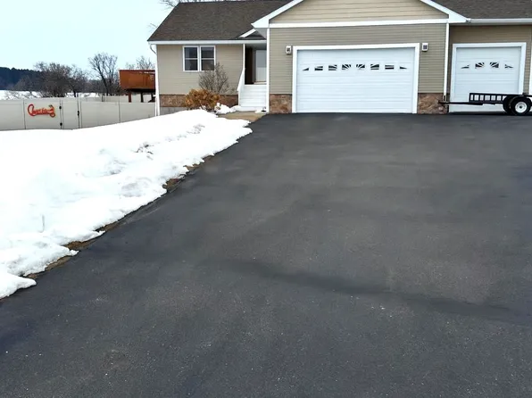 1021 167th St, Hammond, WI 54015