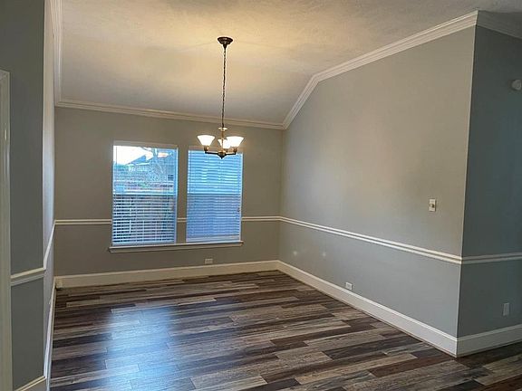 3rd image of 19003 Field Cottage Ln