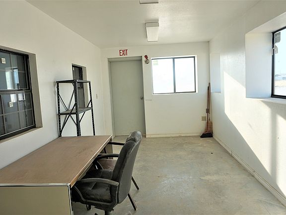 2nd image of 4167 N Fm 1053