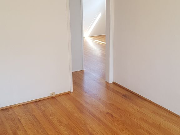 2nd image of 308 E Orange St