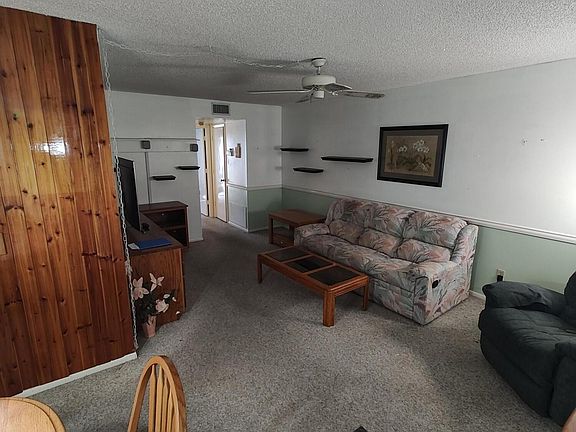 4th image of 29 Lake Vista Trail #103
