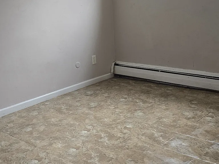 385 Stuyvesant Ave #2A — Photo 7