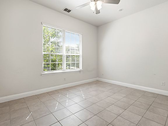 3rd image of 7304 Snyder Ln