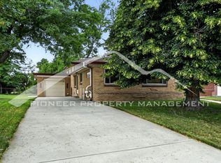 443 S Lamar Ct, Lakewood, CO 80226