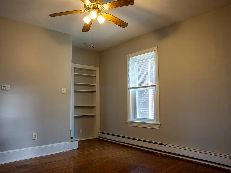 462 N Charlotte St #B — Photo 24