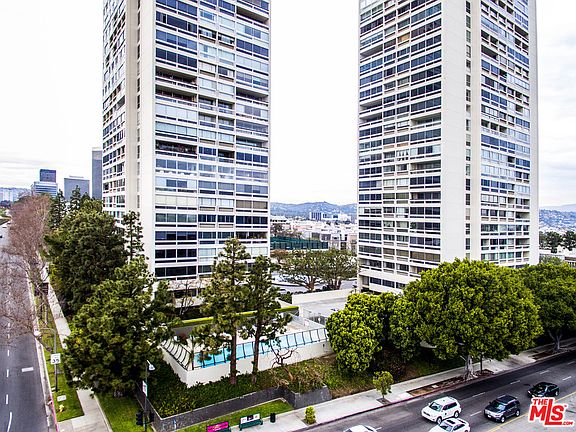 2nd image of 2220 Avenue Of The Stars Unit 406