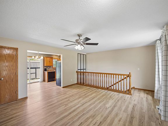3rd image of 604 Filmore Ave SE