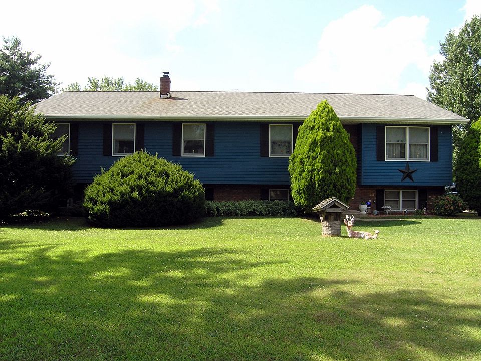 House    58' x 28'
