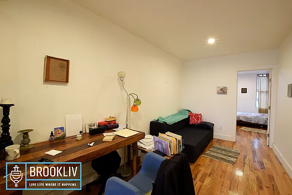 Rented by null | media 4