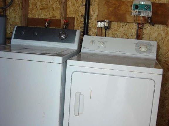 4th image of 4636 W Mission Ln