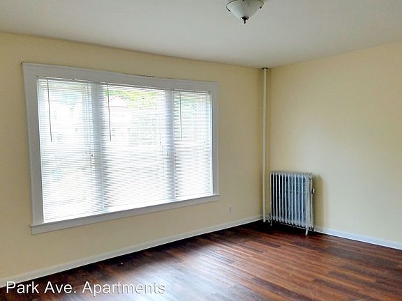 2nd image of 540 Park Ave APT 10