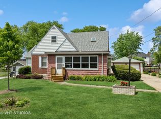 15W244 E Harvard St, Elmhurst, IL 60126