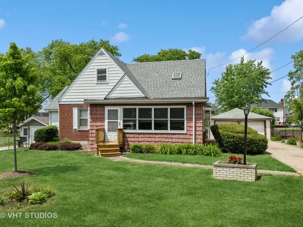 15W244 E Harvard St, Elmhurst, IL 60126