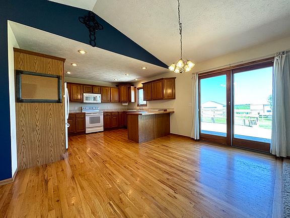 5th image of 1245 W 102nd Street Pl
