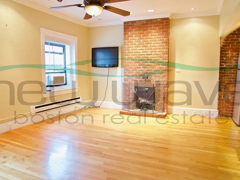 50 Hereford St #5 — Photo 1