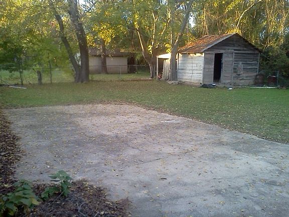 Big fenced in back yard.