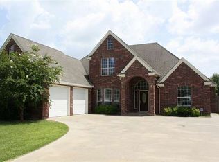 270 Sarah Ln, Lumberton, TX 77657