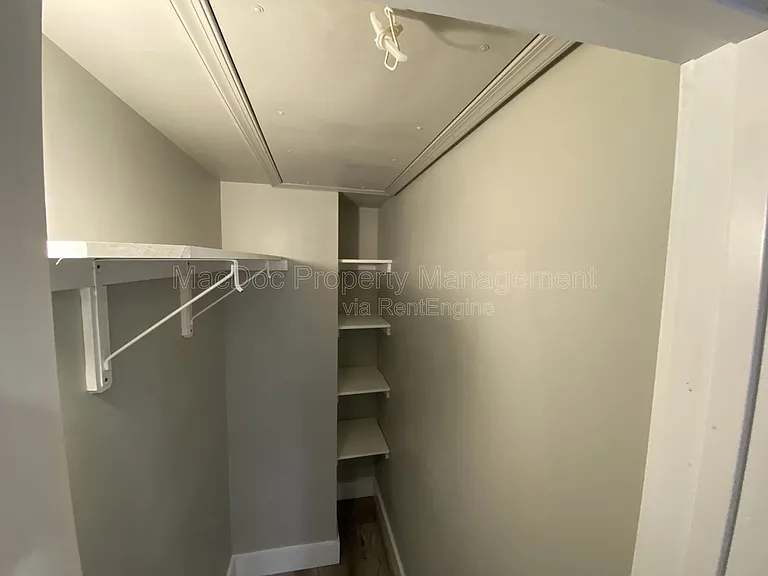 1115 Winchester St #C — Photo 17