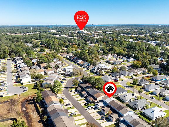3rd image of 1832 Whispering Oaks Ln
