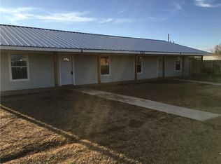 720 SW 11th St, Hamlin, TX 79520