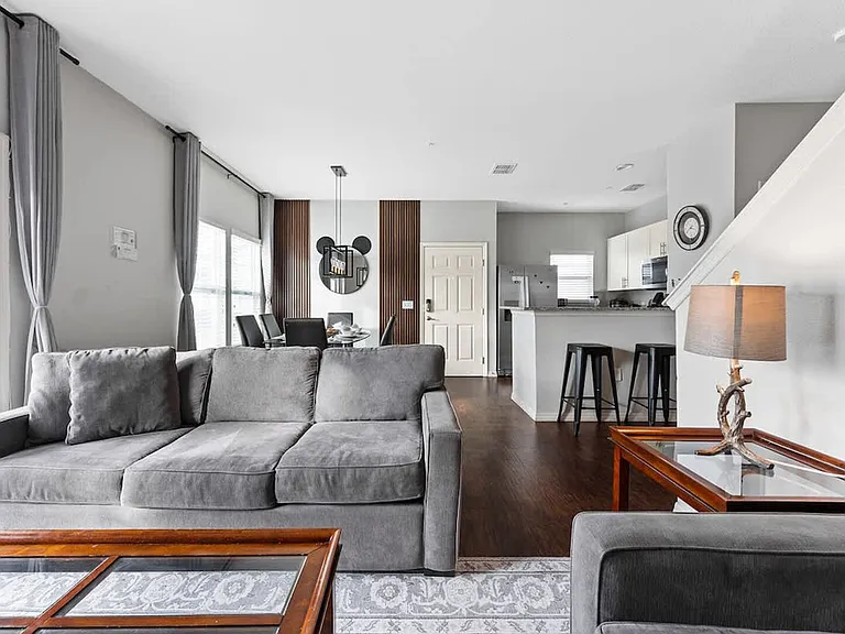 Oyster Ln — Photo 10