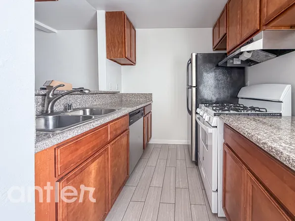 5623 Fair Ave #L210, North Hollywood, CA 91601