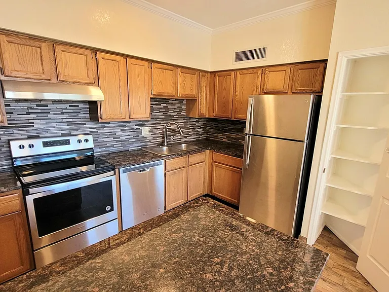 2601 W Broadway Blvd #E545 — Photo 6