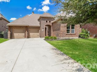 5301 Runnymede Ct, Arlington, TX 76016