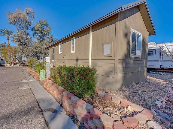 2nd image of 1600 Silver Creek Rd #115R