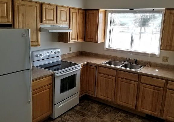 5th image of 253 69th St W #6