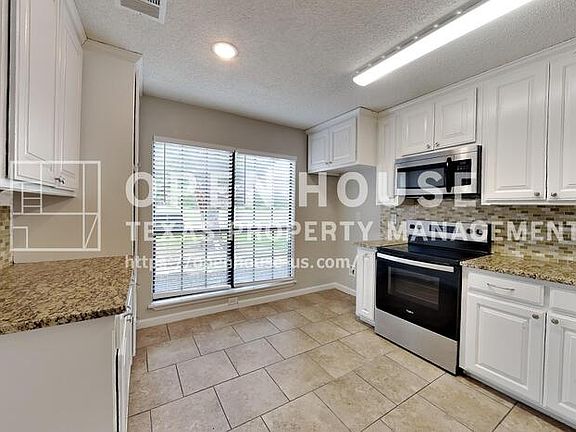 5th image of 4208 Staghorn Cir N