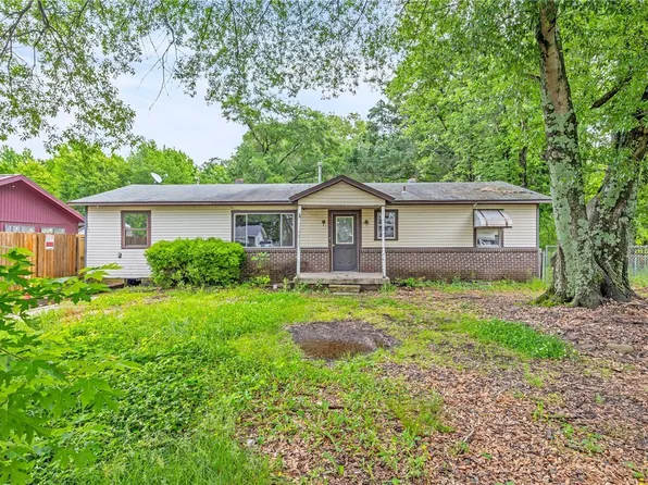 1724 Pleasant Valley Pl, Van Buren, AR 72956